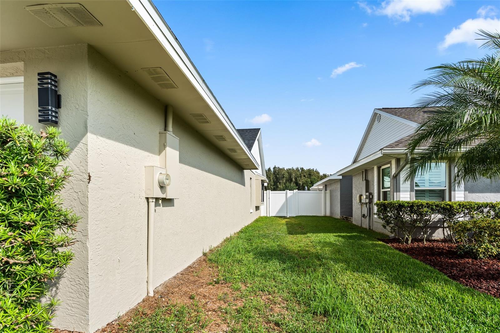 7131 HOLLOWELL DR