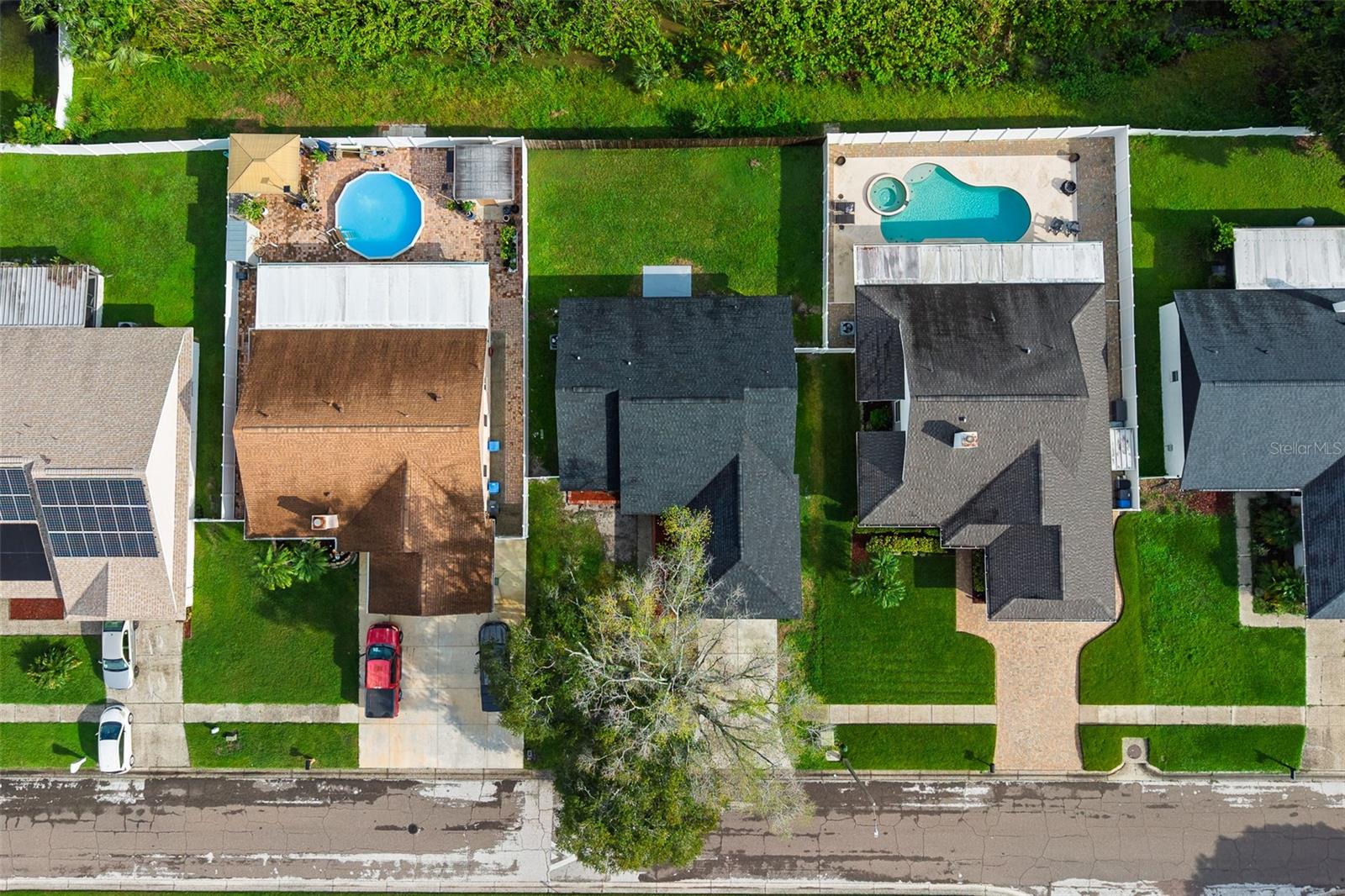 7131 HOLLOWELL DR