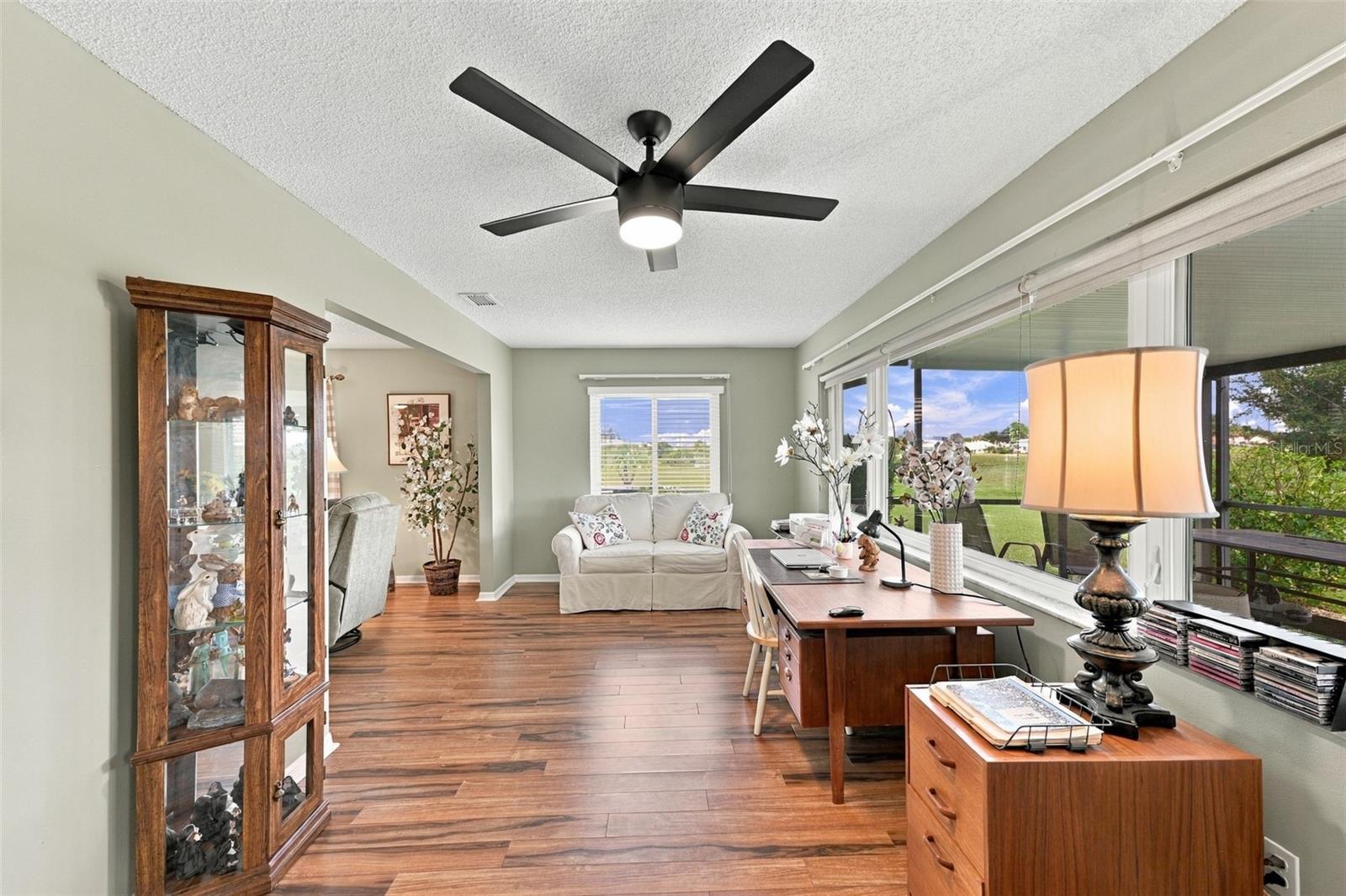 1611 WOODMAR DR