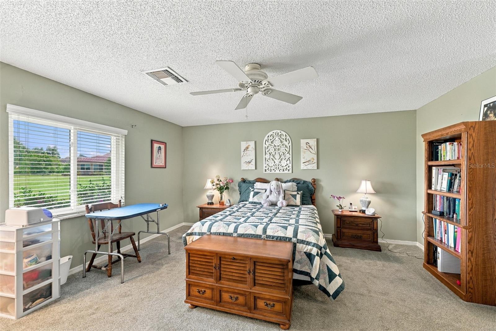 1611 WOODMAR DR
