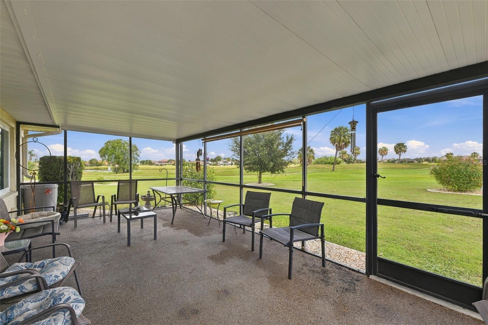 1611 WOODMAR DR
