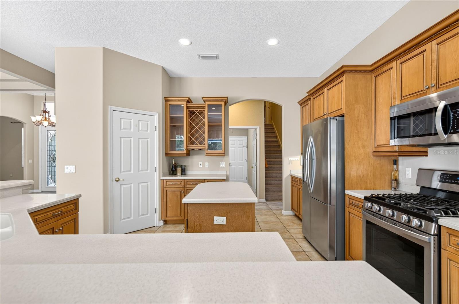 725 CITRUS WOOD LN