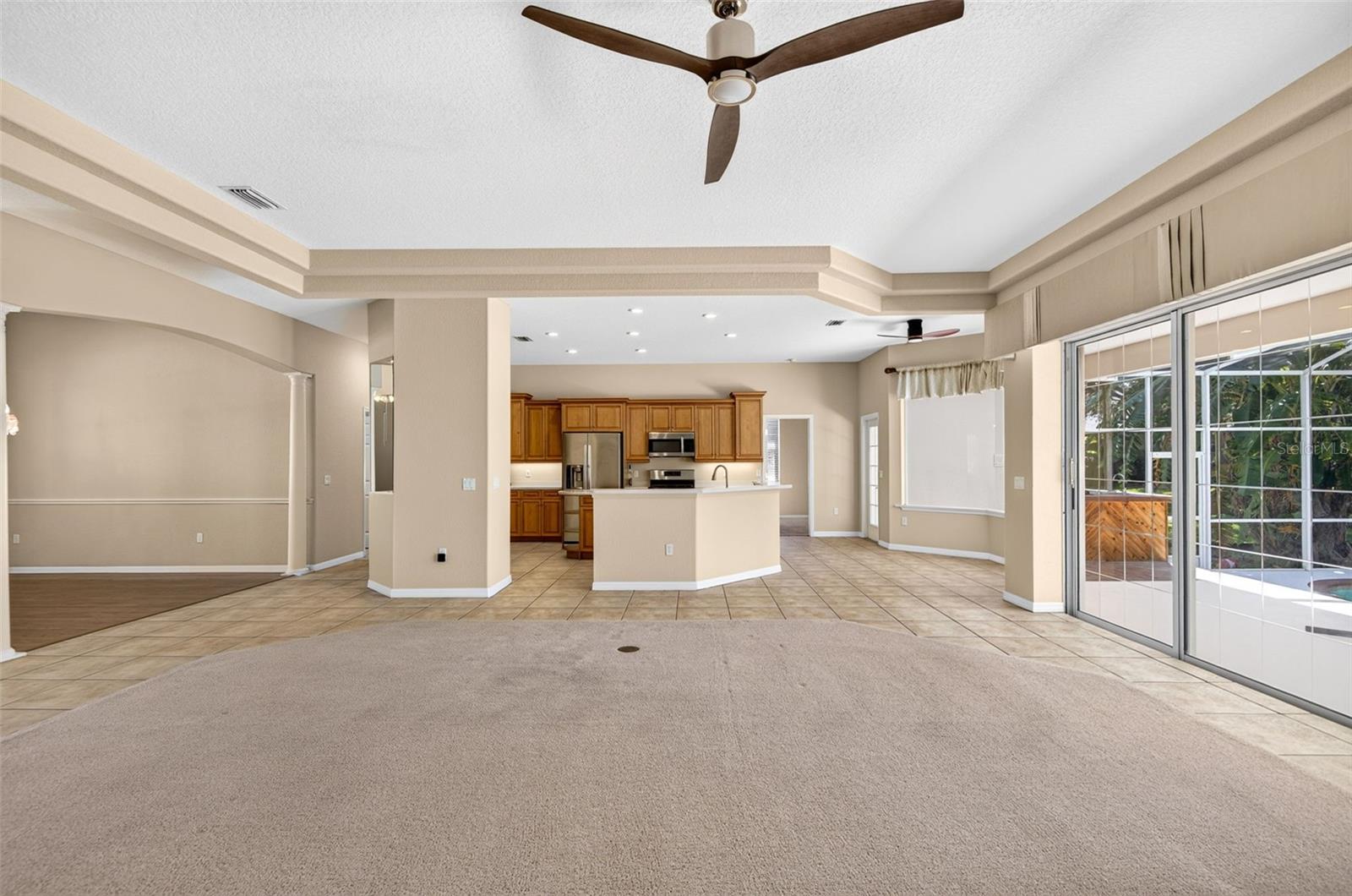 725 CITRUS WOOD LN