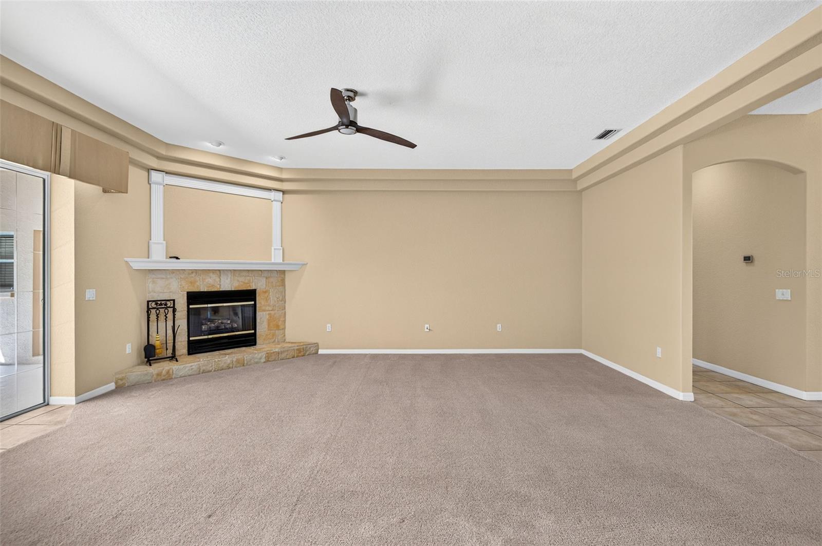725 CITRUS WOOD LN