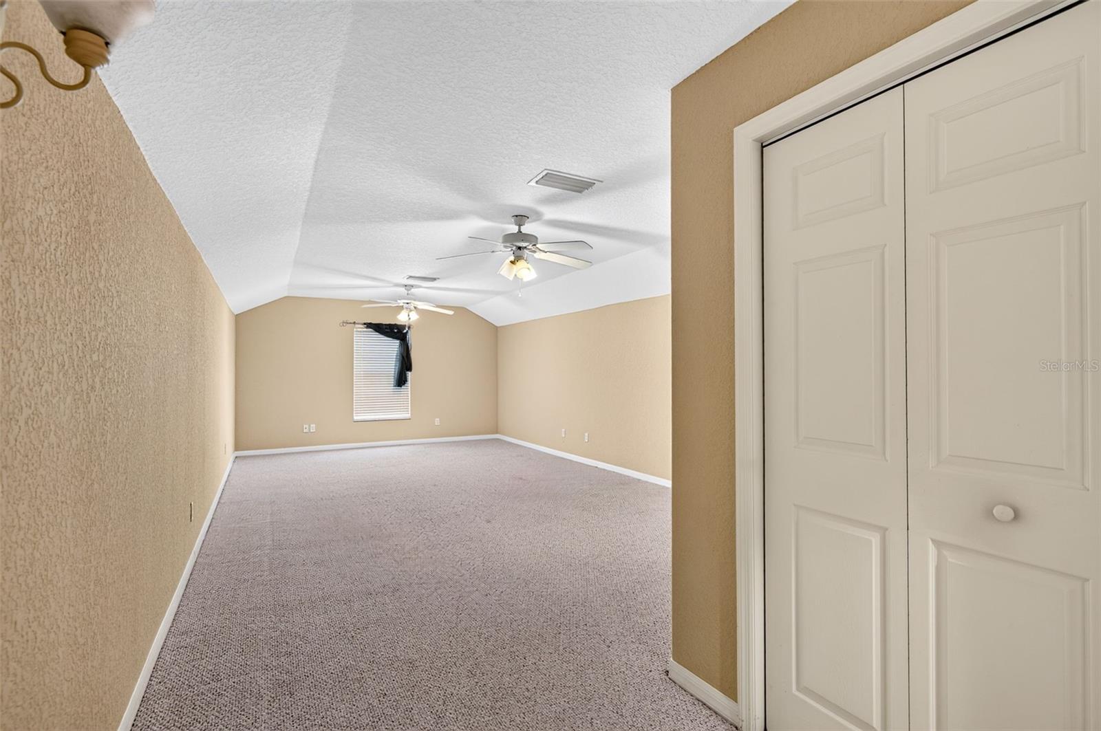 725 CITRUS WOOD LN