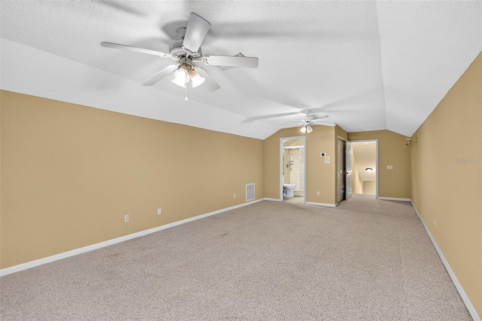 725 CITRUS WOOD LN