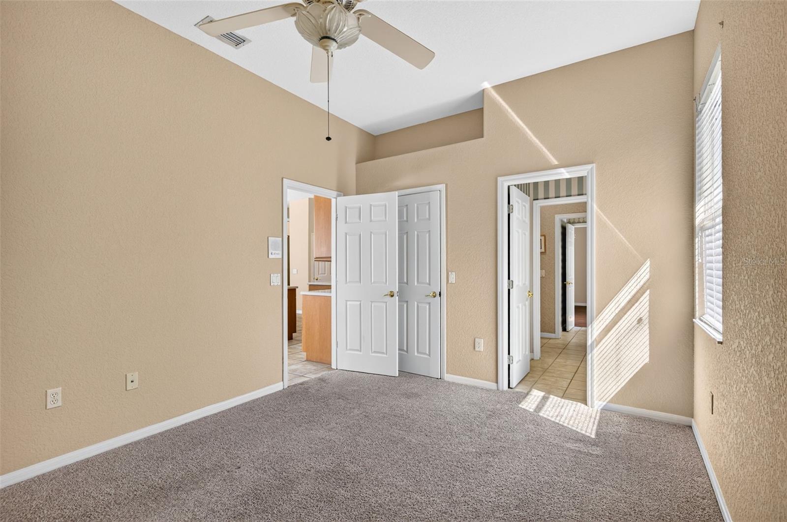 725 CITRUS WOOD LN