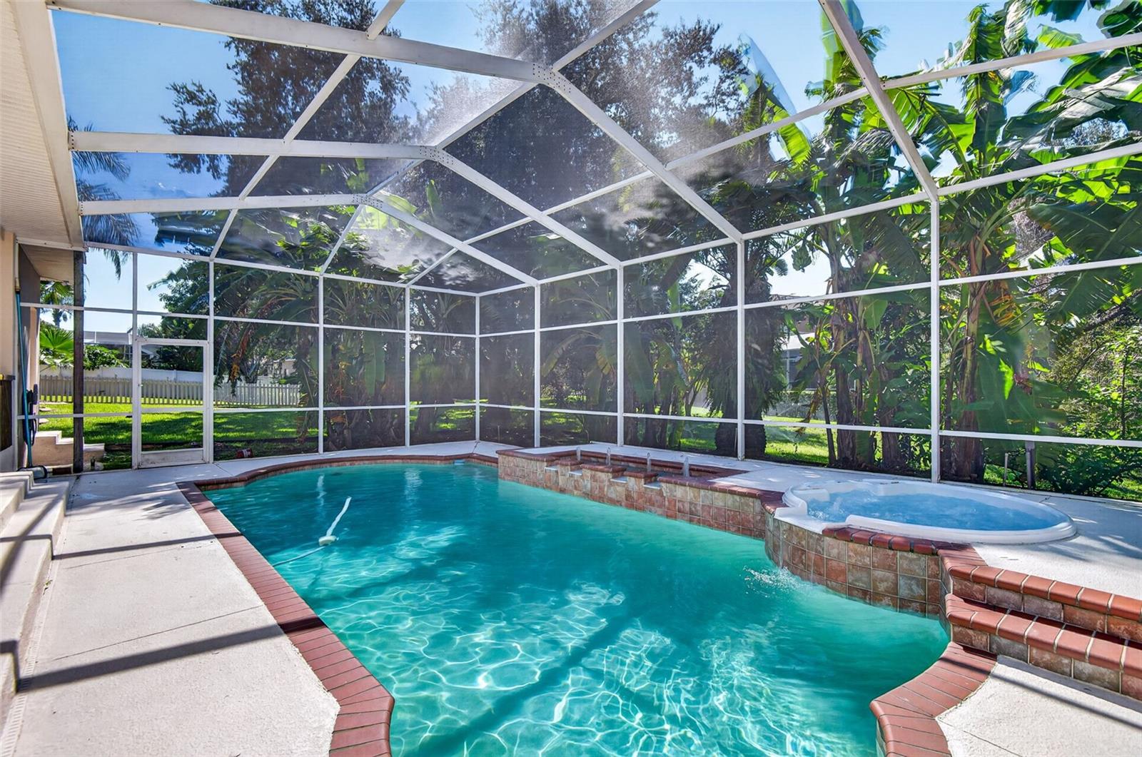 725 CITRUS WOOD LN