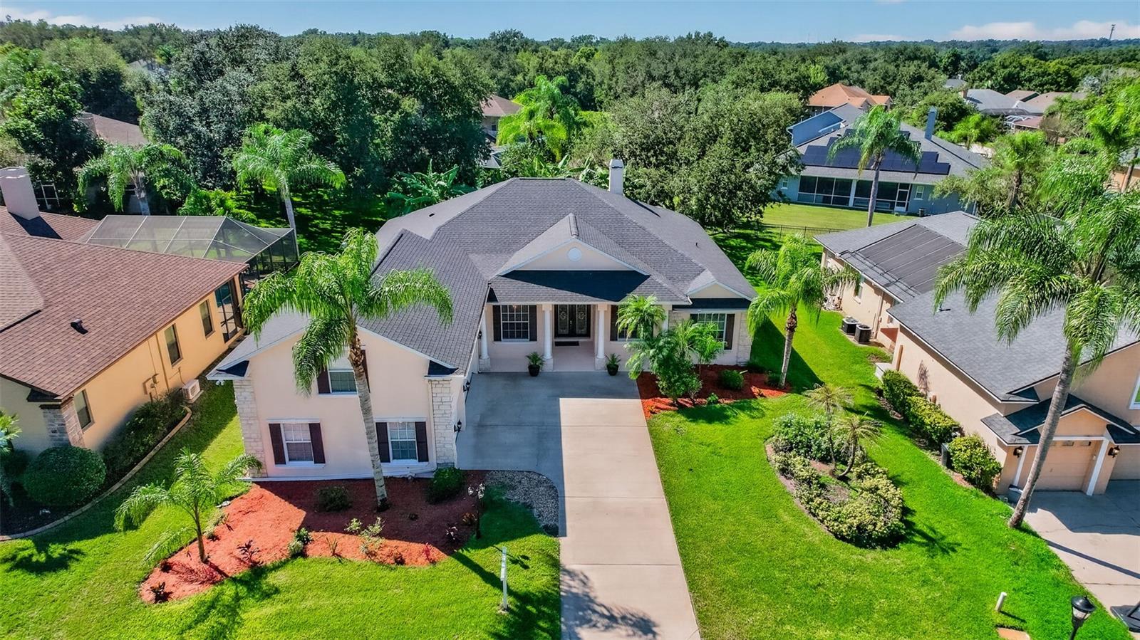 725 CITRUS WOOD LN