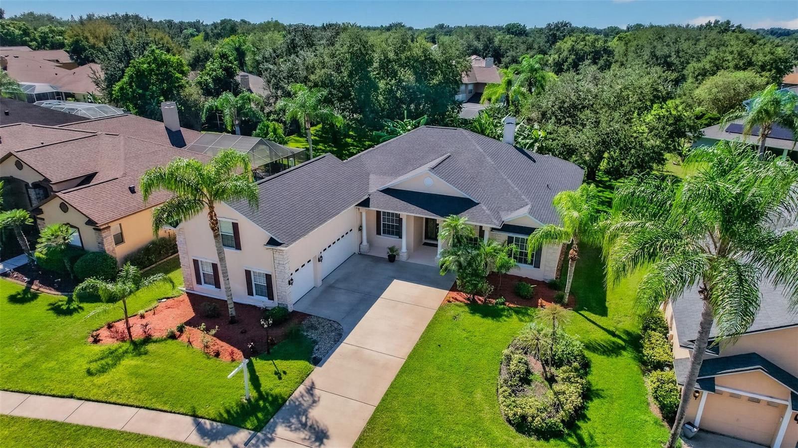 725 CITRUS WOOD LN