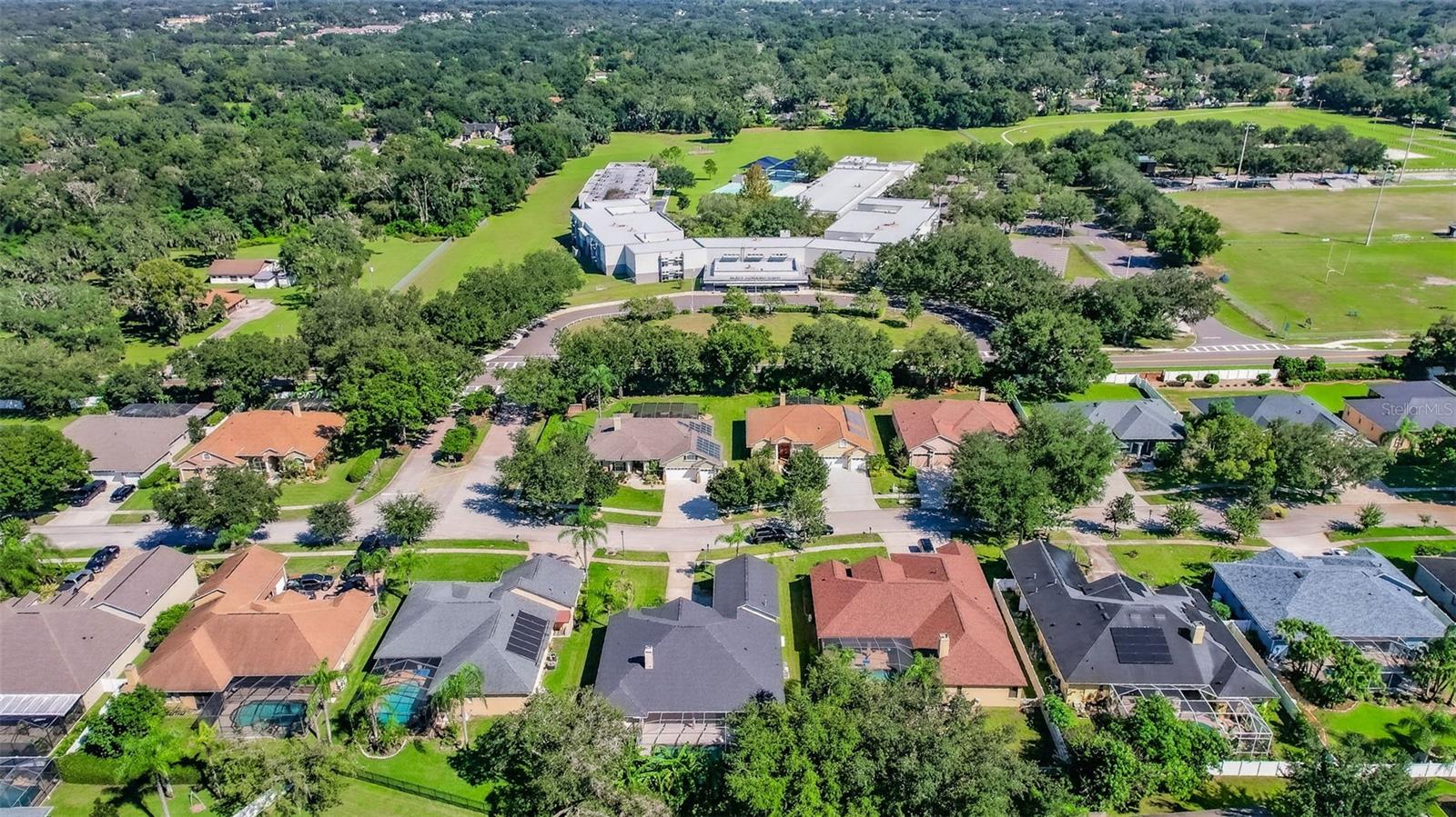 725 CITRUS WOOD LN