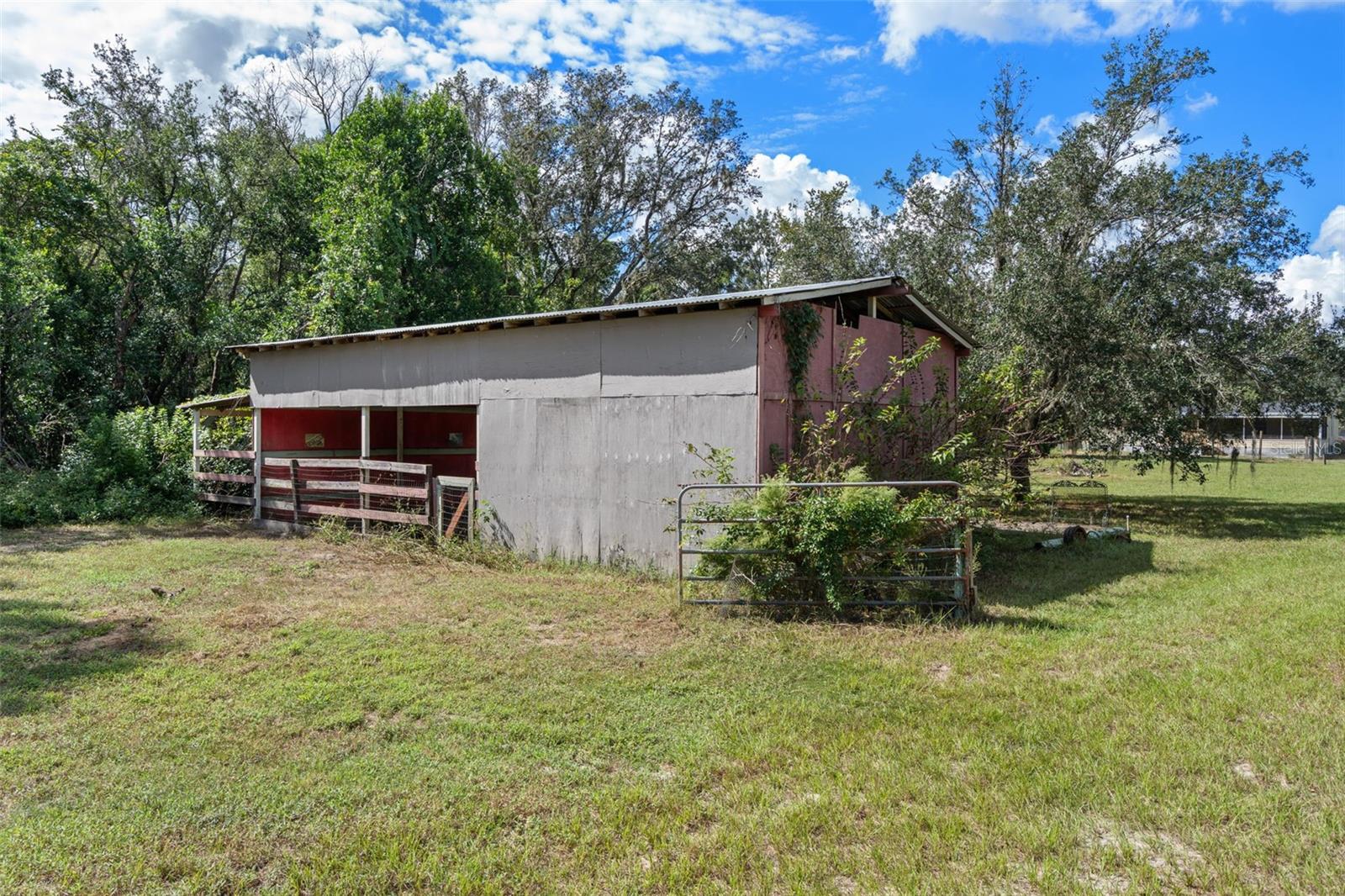 18446 EDGEWOOD DR