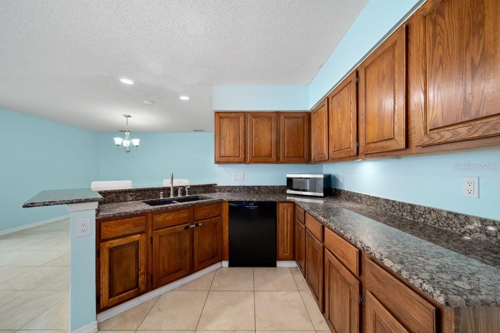4119 MORELAND DR