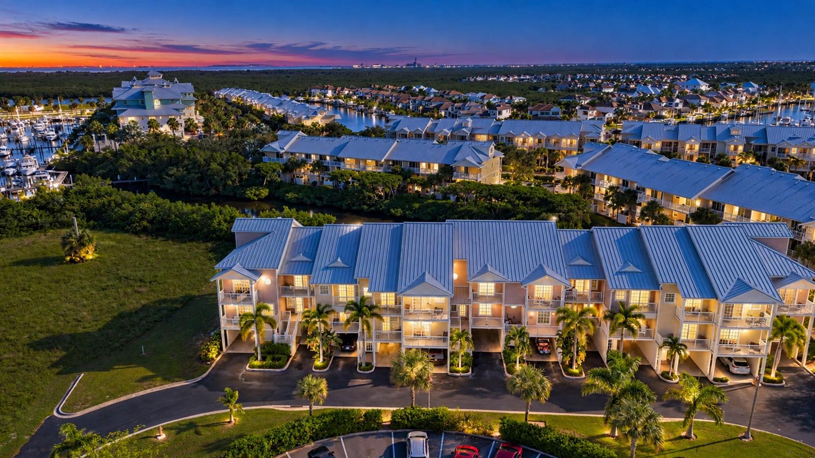 3271 MANGROVE POINT