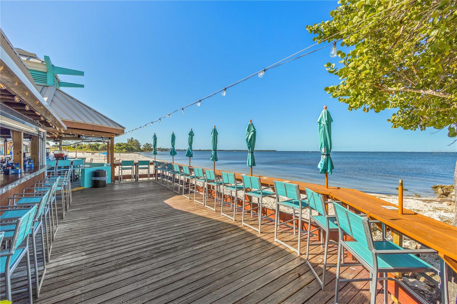 3271 MANGROVE POINT