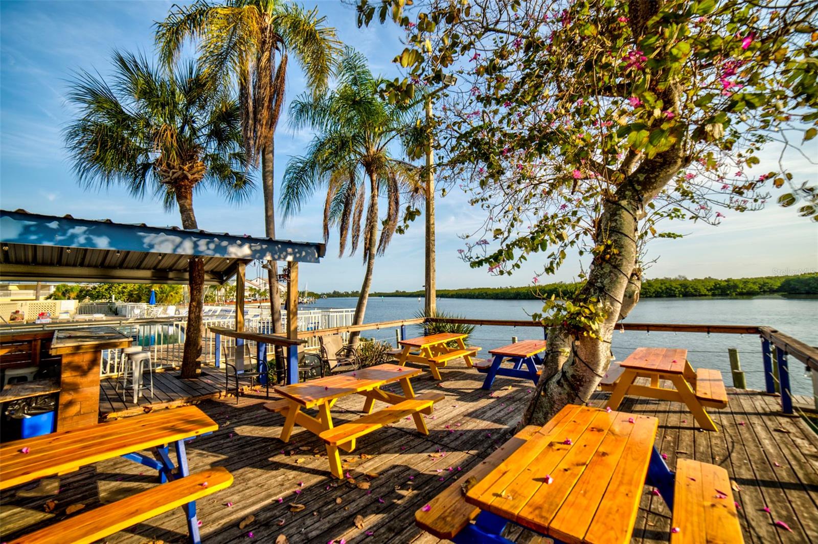 3271 MANGROVE POINT