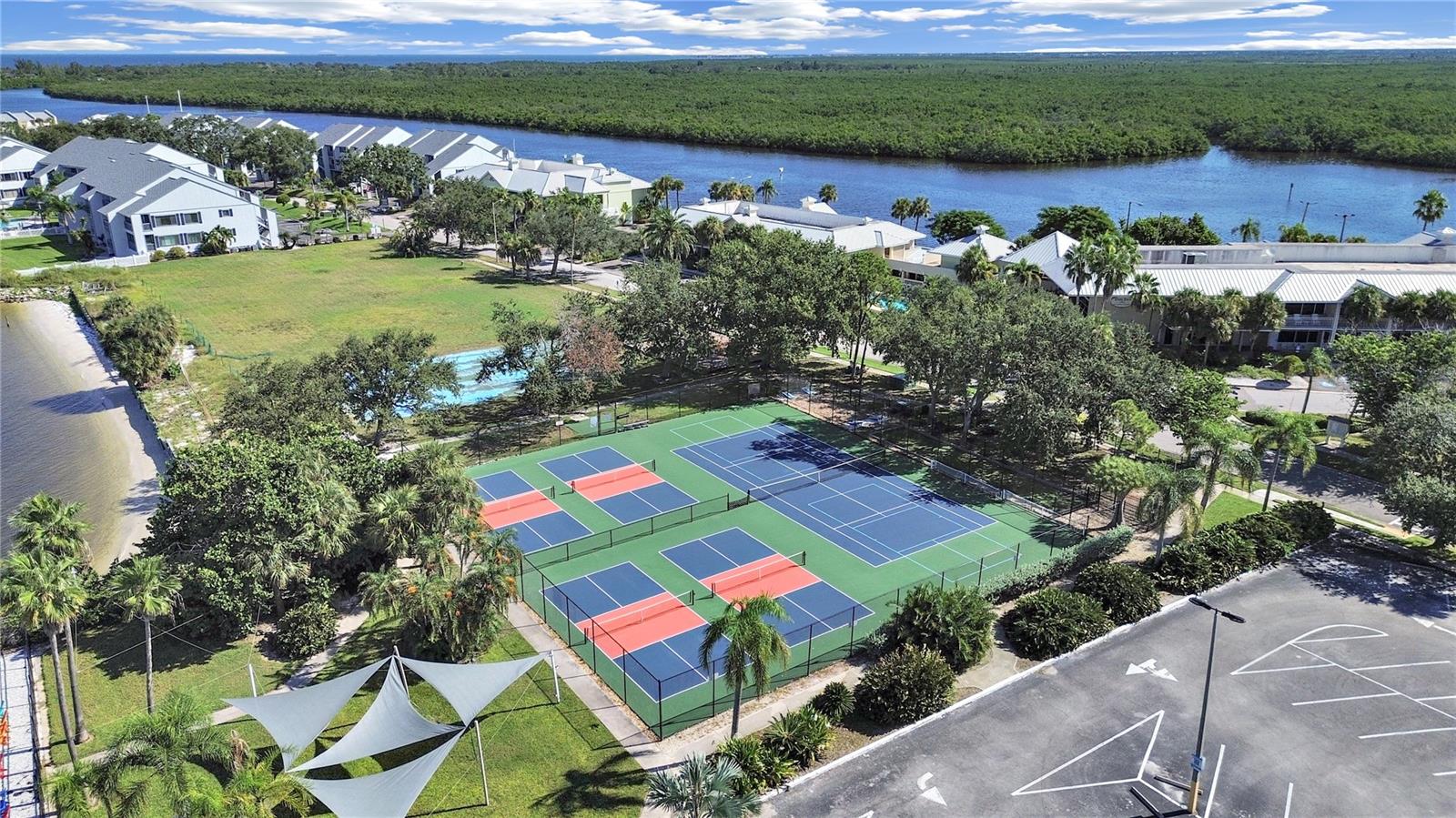 3271 MANGROVE POINT