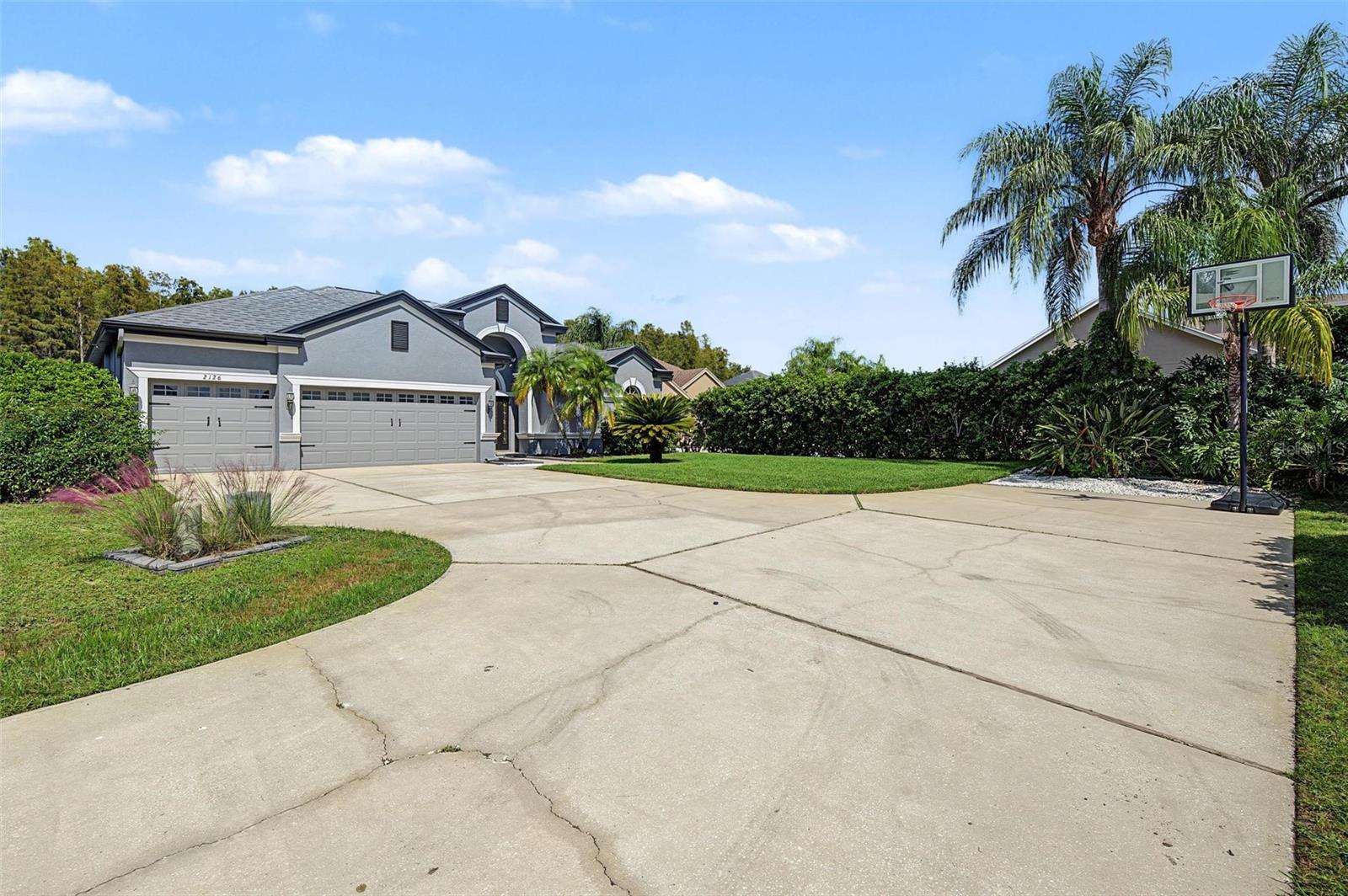 2126 BLUE BEECH CT