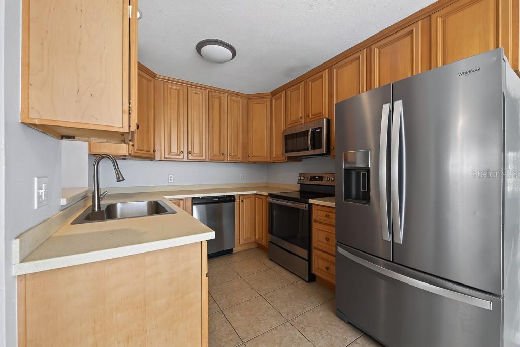 1708 POND LAKE DR