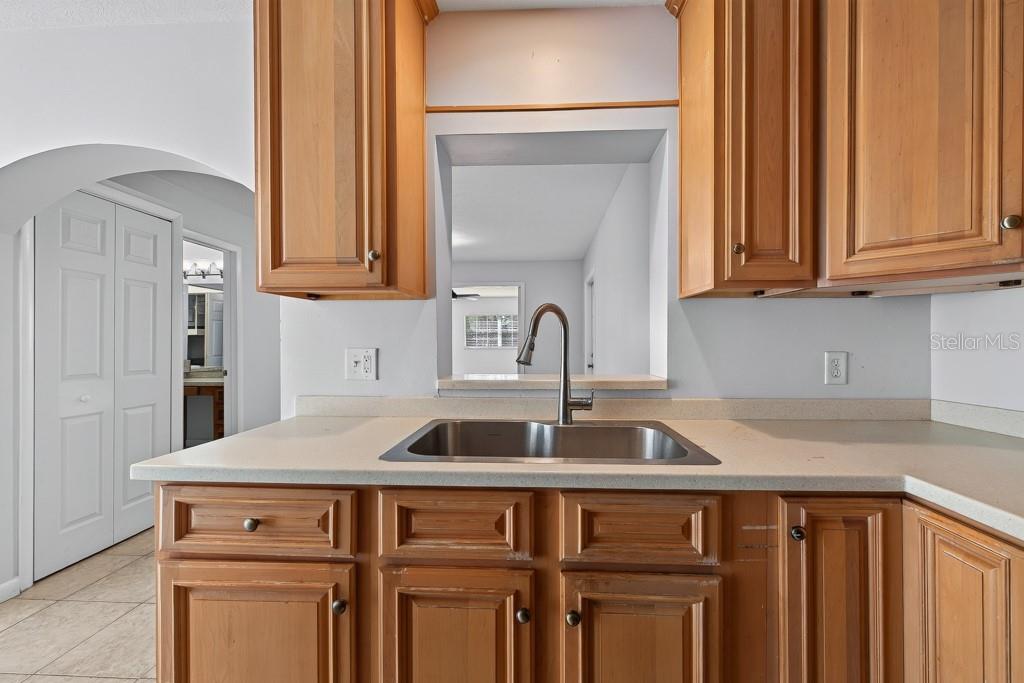 1708 POND LAKE DR