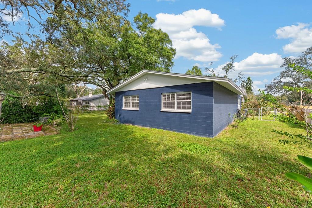 1708 POND LAKE DR