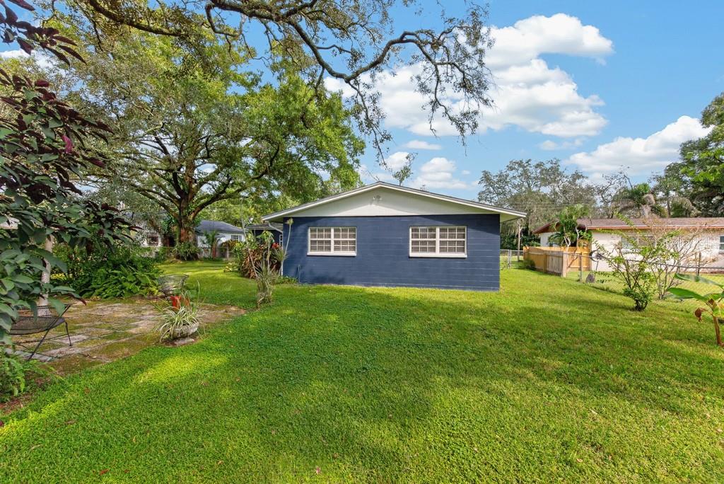 1708 POND LAKE DR