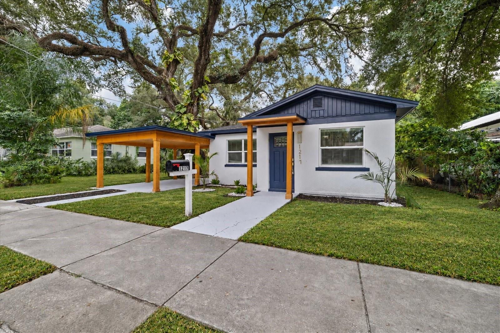 1217 E 24TH AVE