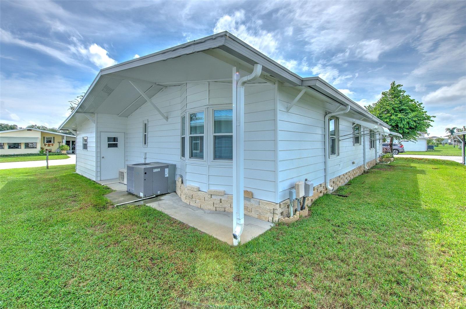 35207 MAKENZIE ST