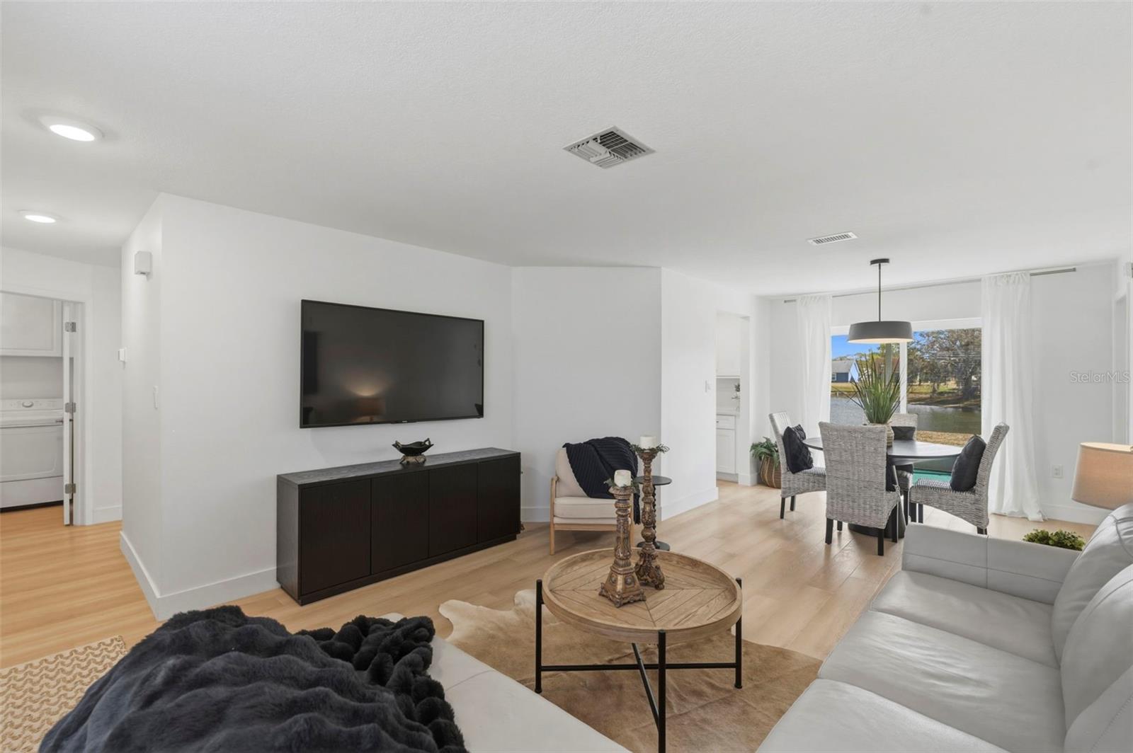 4642 SAINT LAWRENCE DR