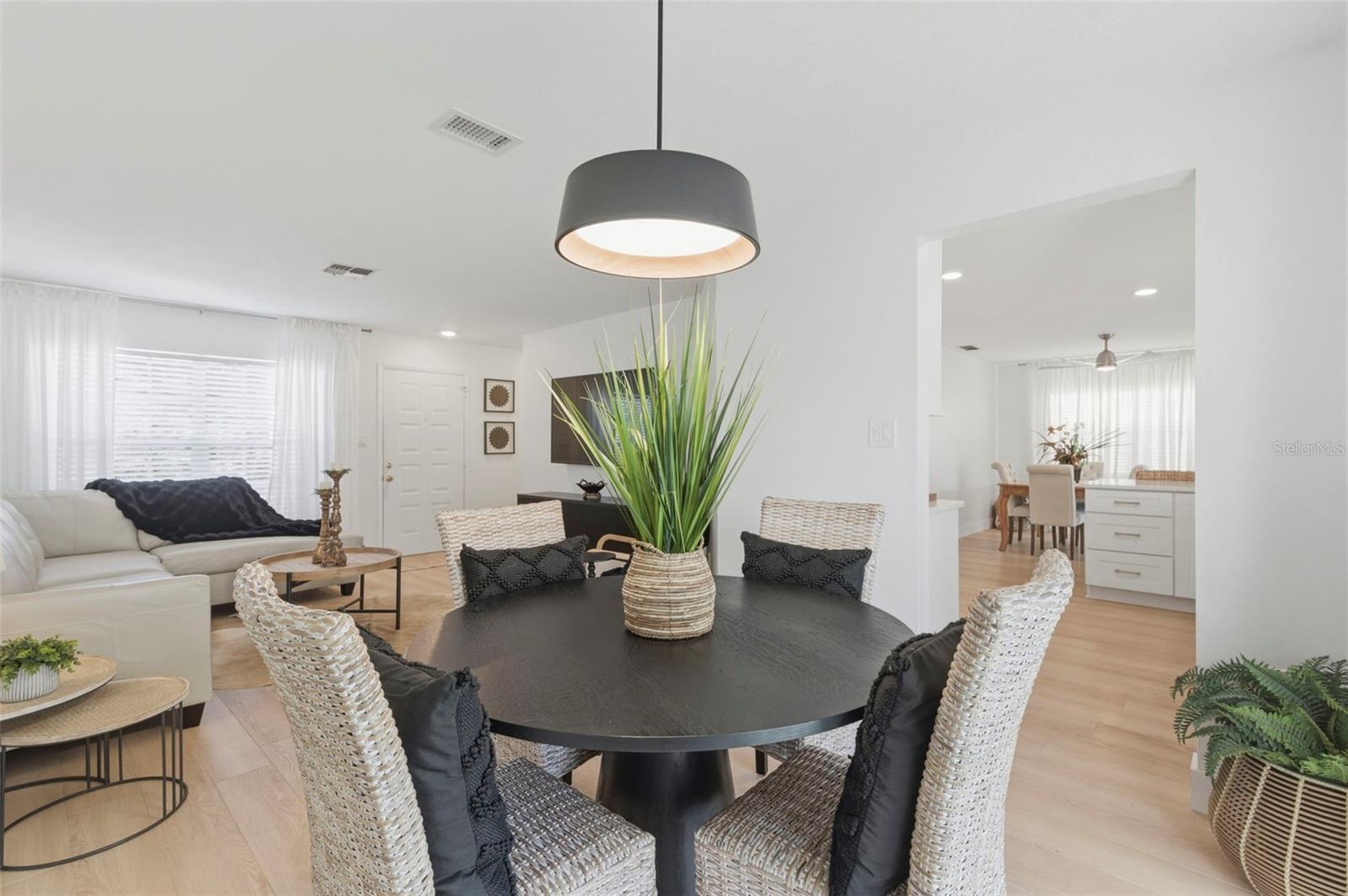 4642 SAINT LAWRENCE DR