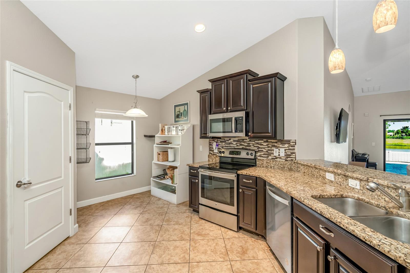 12539 MOUNTAIN SPRINGS PL