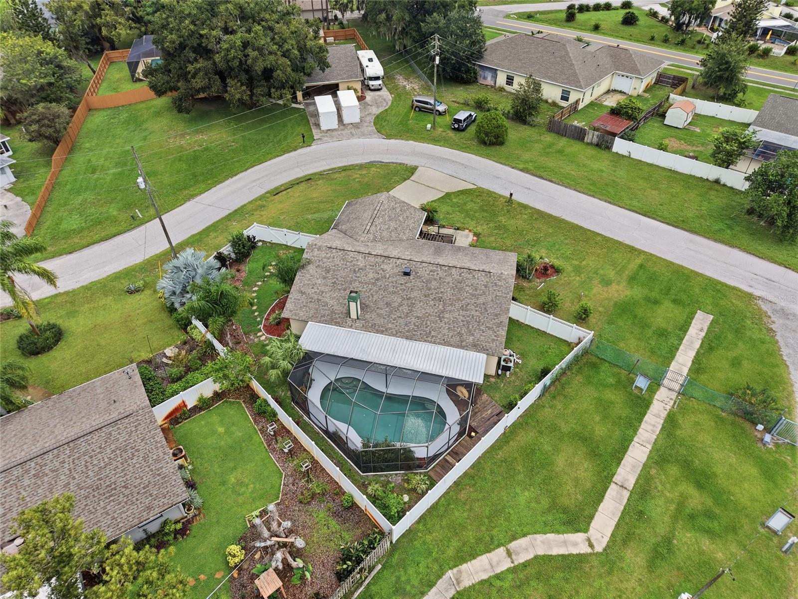 3179 LAKE SAXON DR