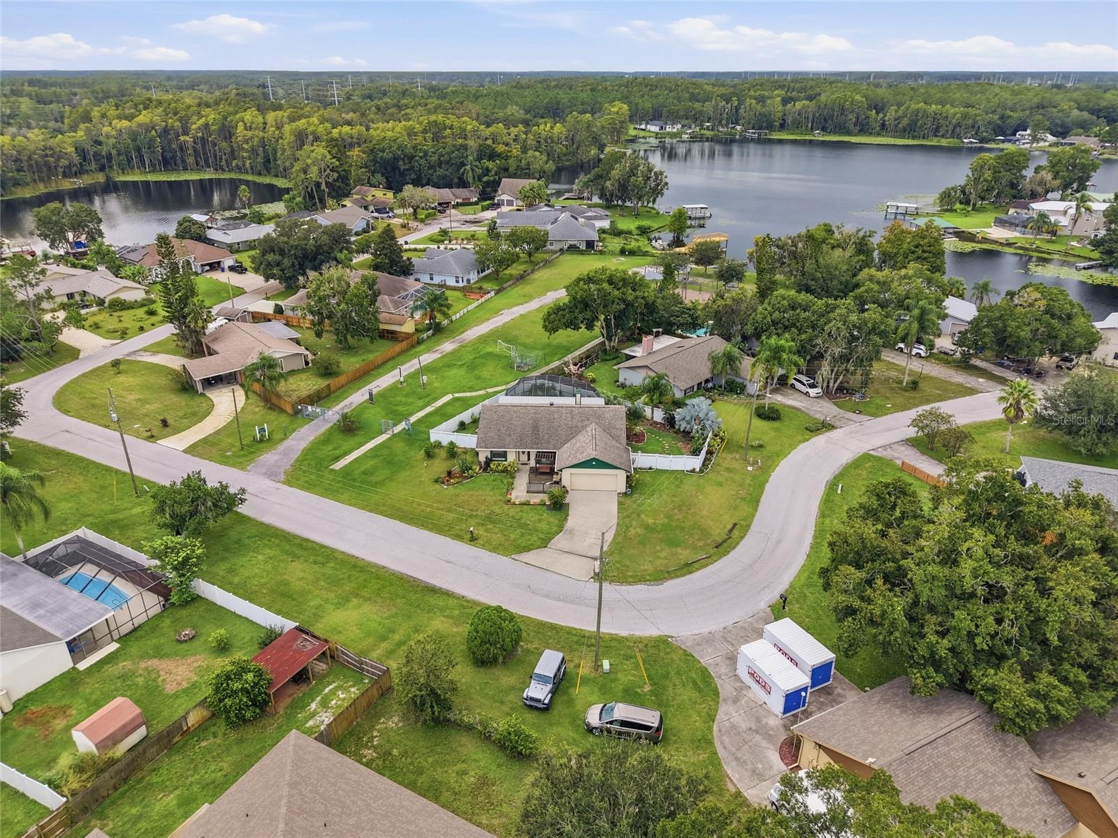 3179 LAKE SAXON DR