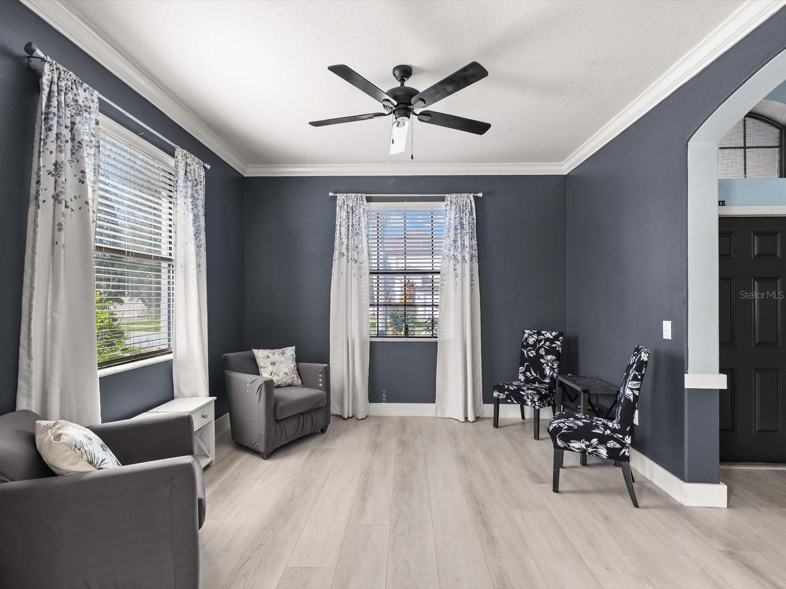 11695 CRESTRIDGE LOOP