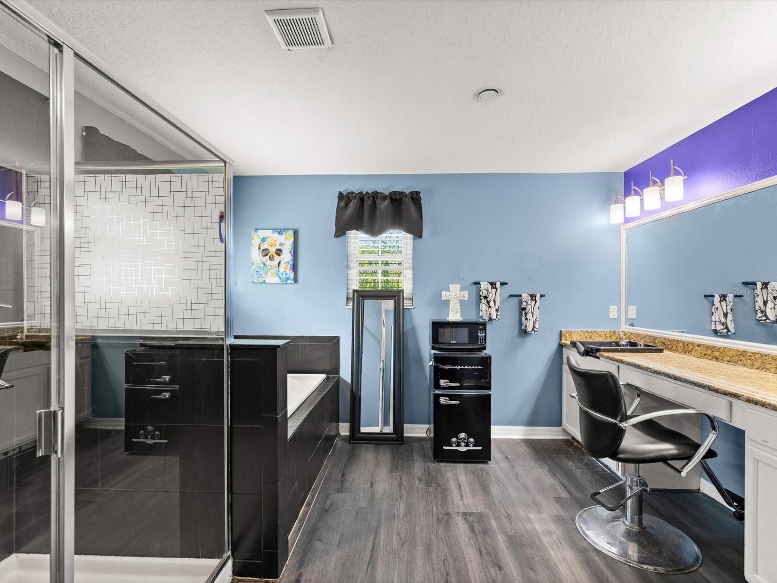 11695 CRESTRIDGE LOOP