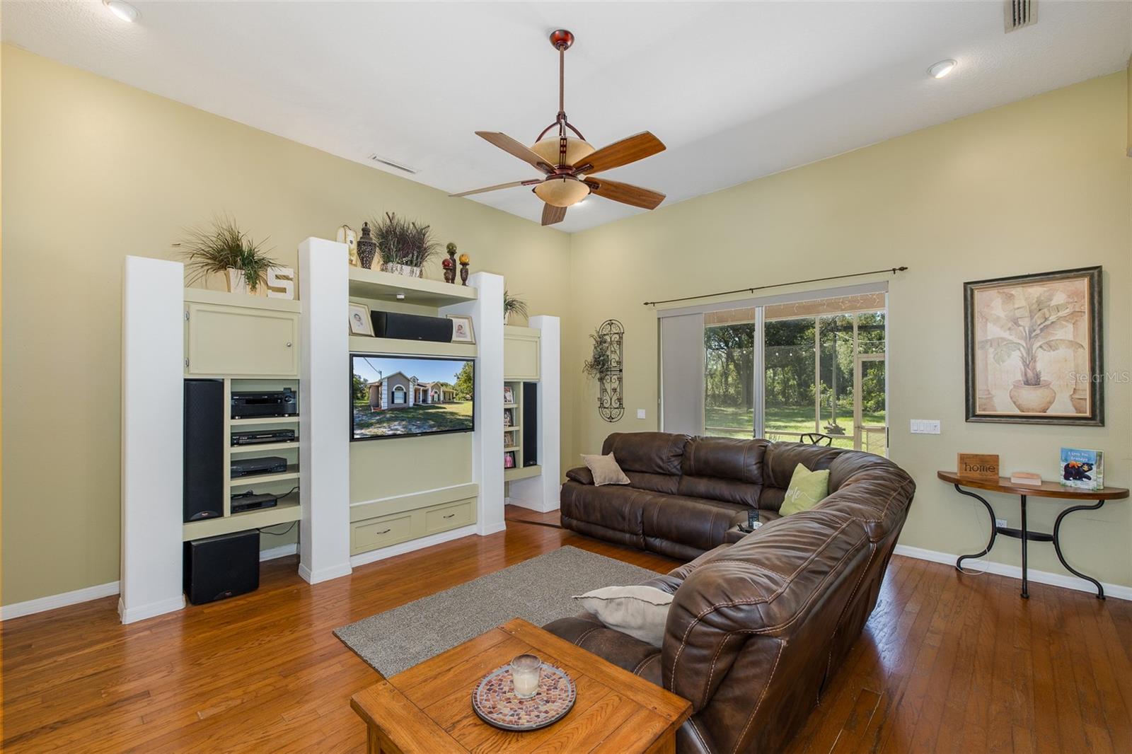 31524 CROSS CREEK LN