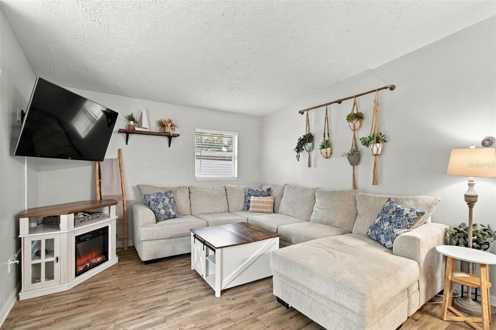 3306 NAKORA DR