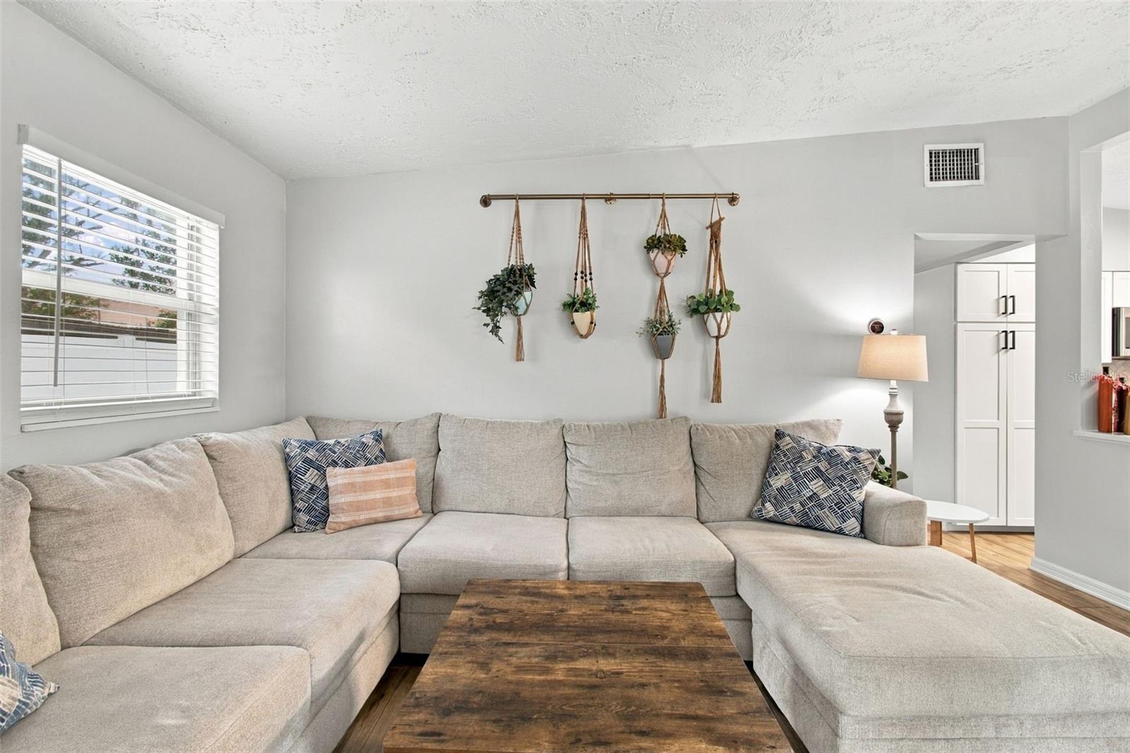 3306 NAKORA DR