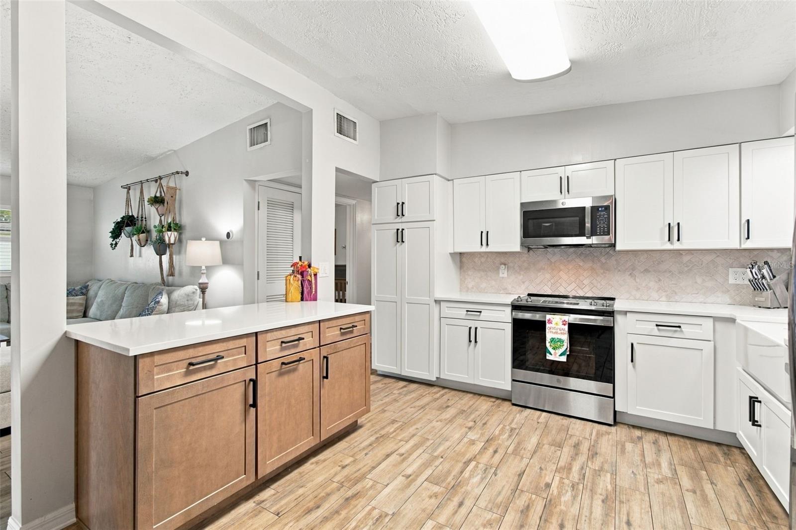 3306 NAKORA DR