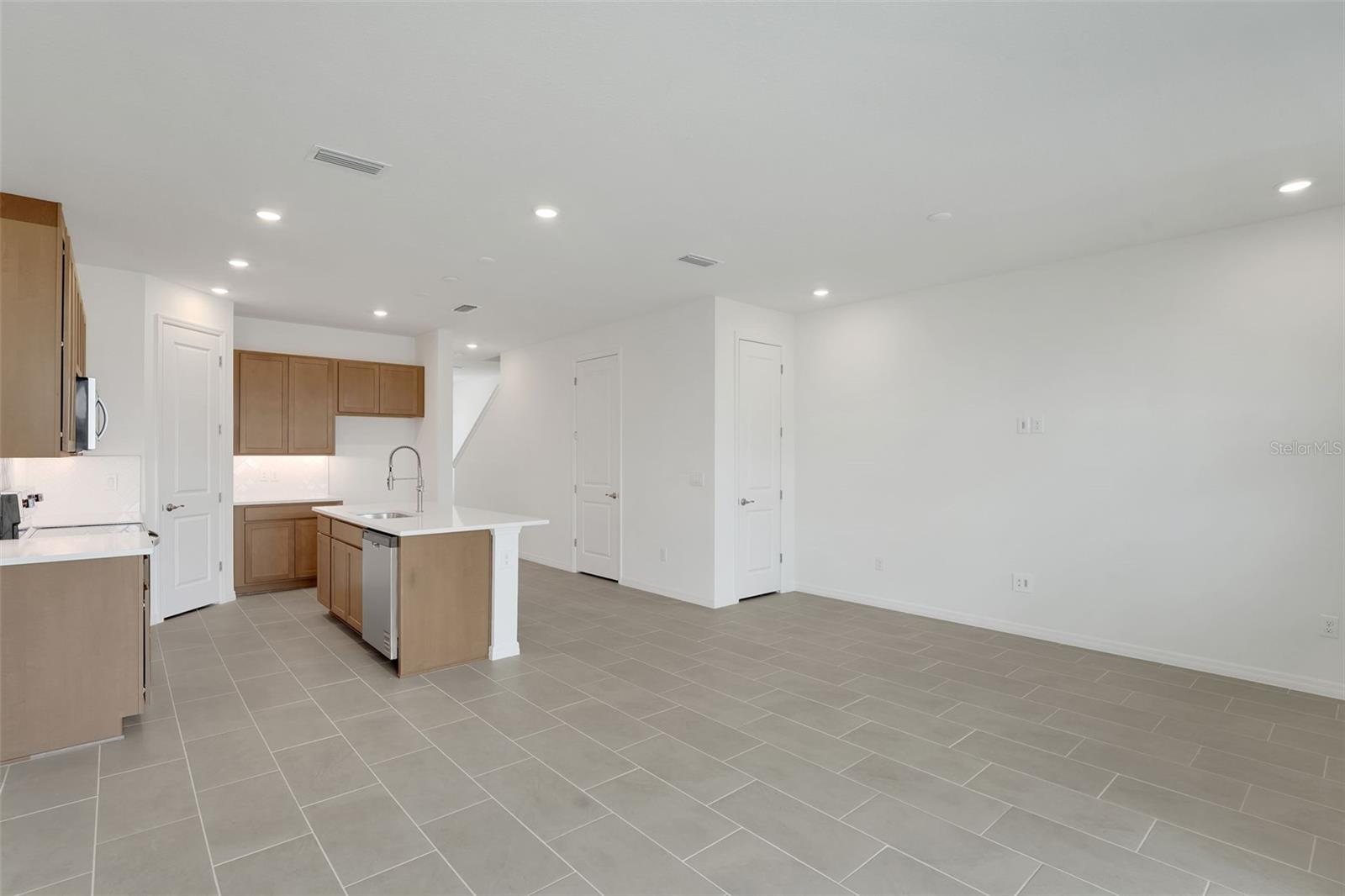 31630 OCEAN BREEZE DR