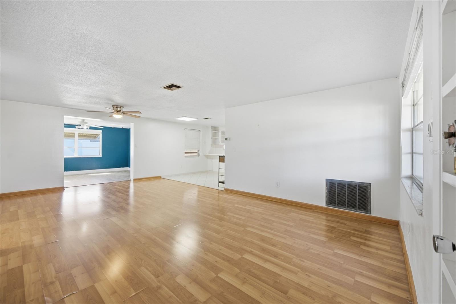 4030 CLUSTER DR