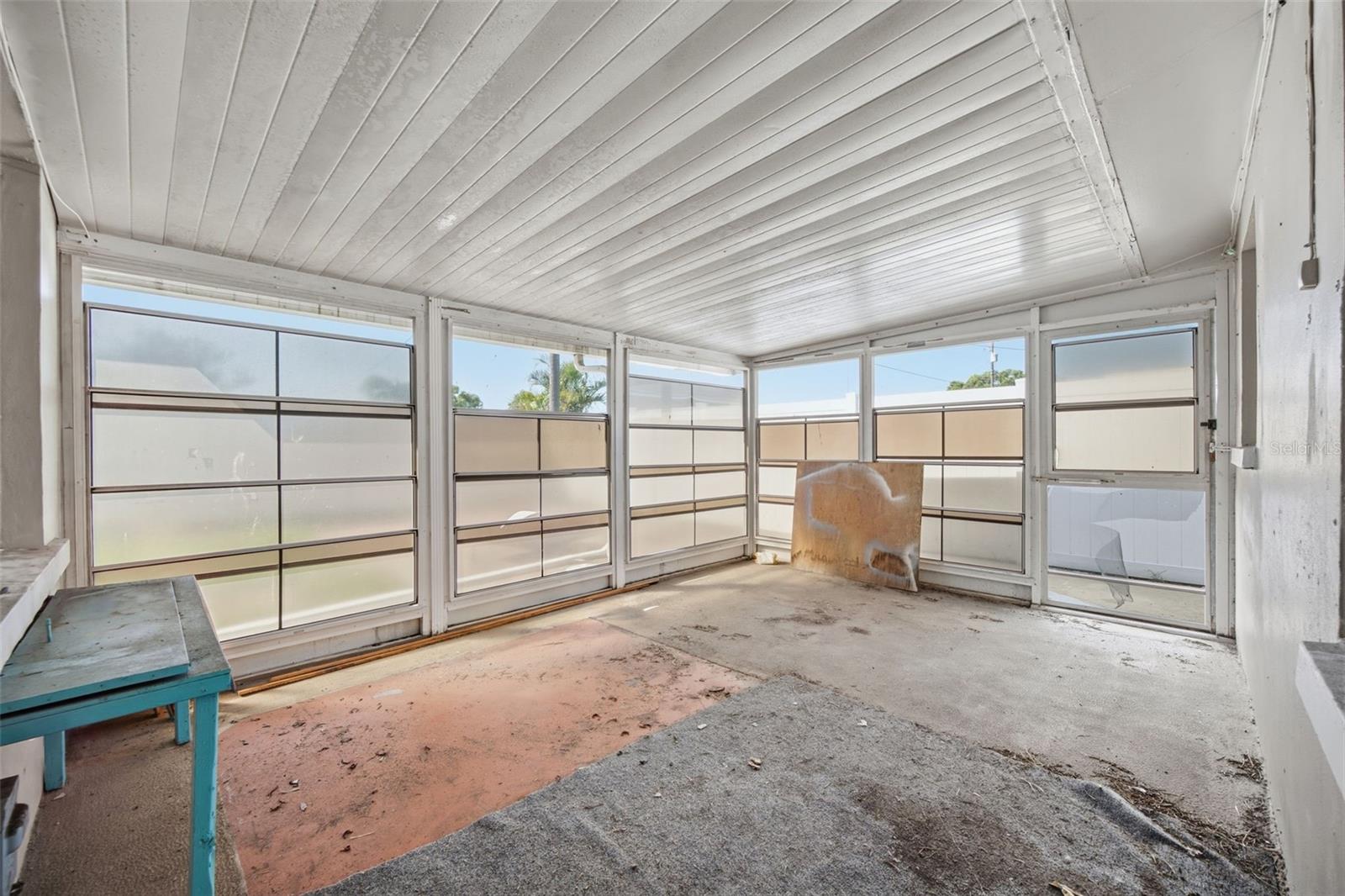 4030 CLUSTER DR