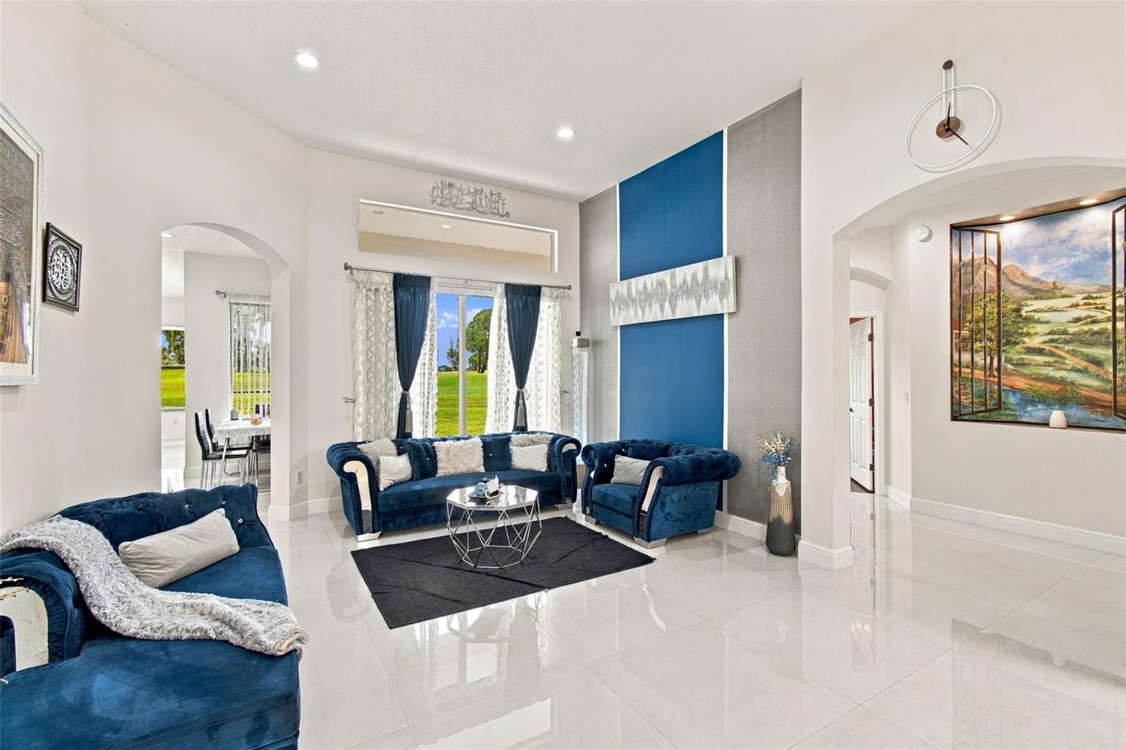 1519 BRILLIANT CUT WAY