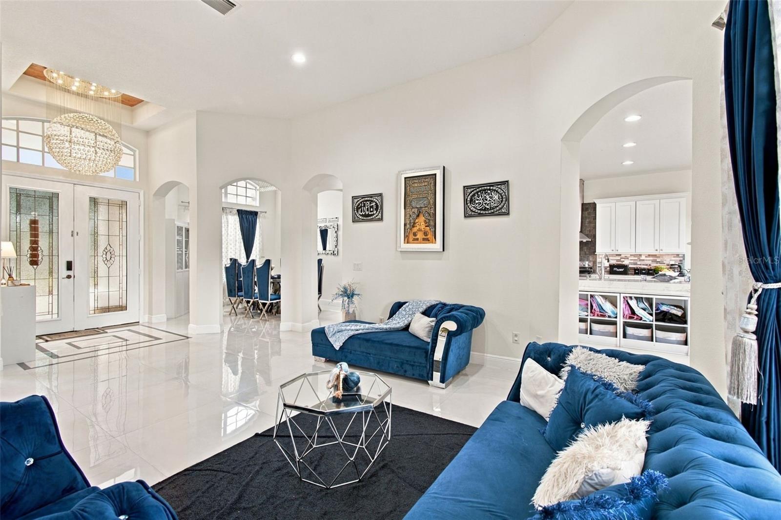 1519 BRILLIANT CUT WAY