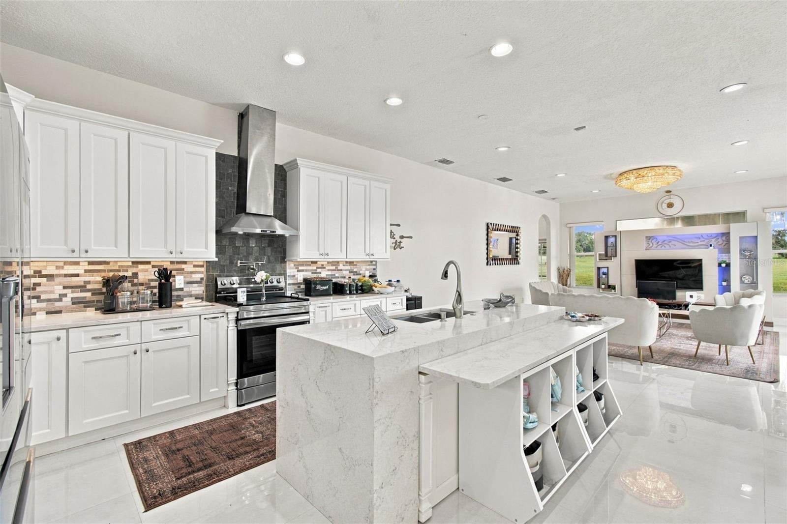 1519 BRILLIANT CUT WAY