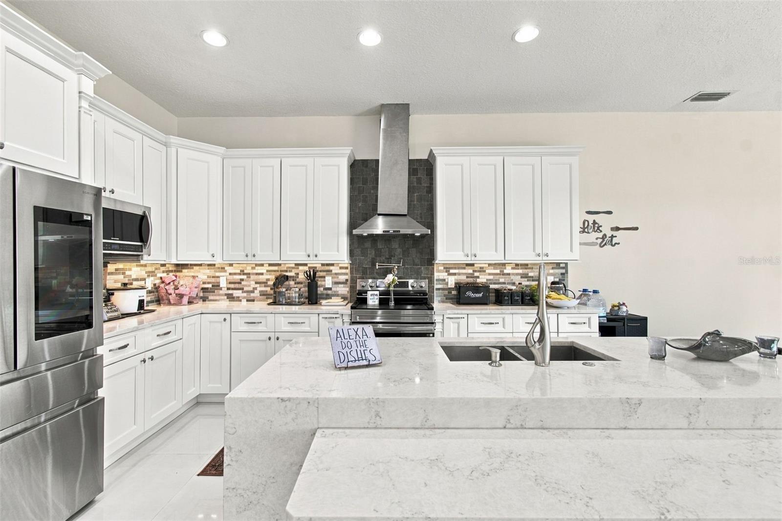 1519 BRILLIANT CUT WAY