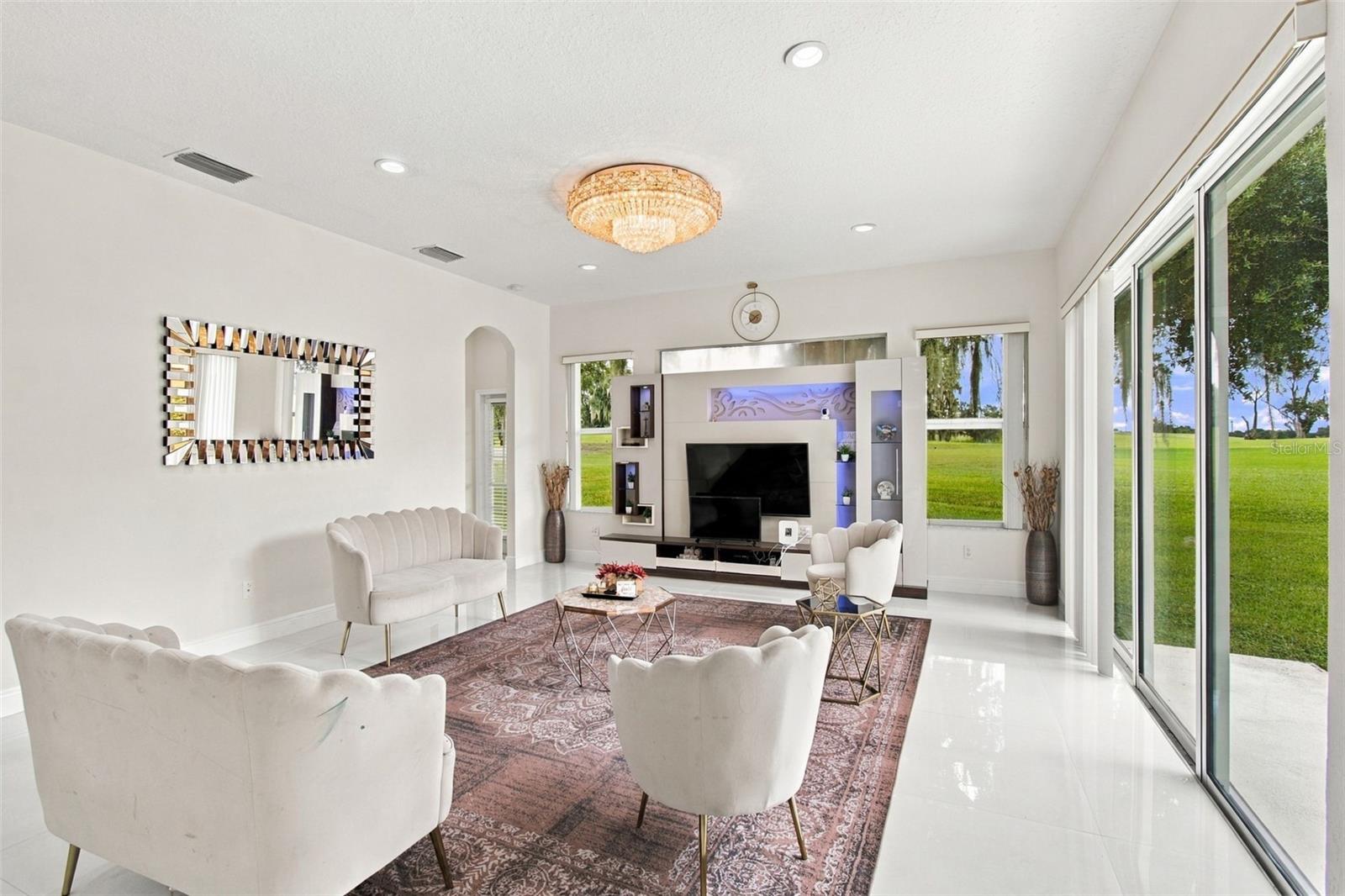 1519 BRILLIANT CUT WAY