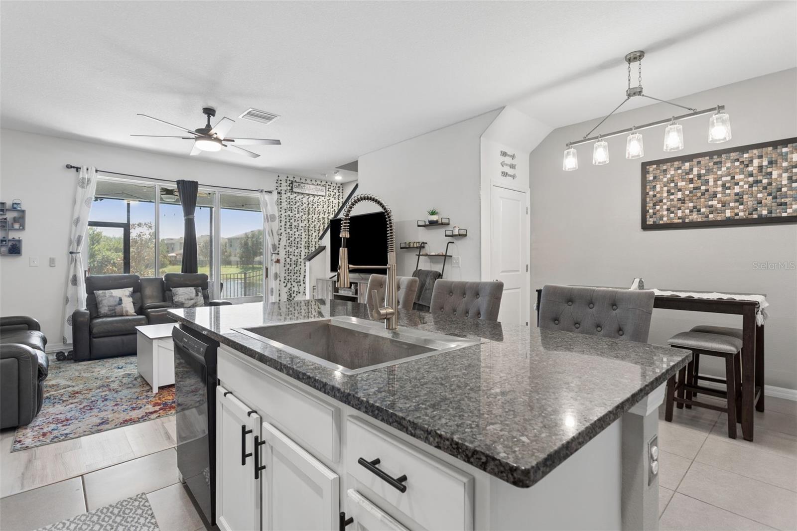 2838 SUNCOAST BLEND DR