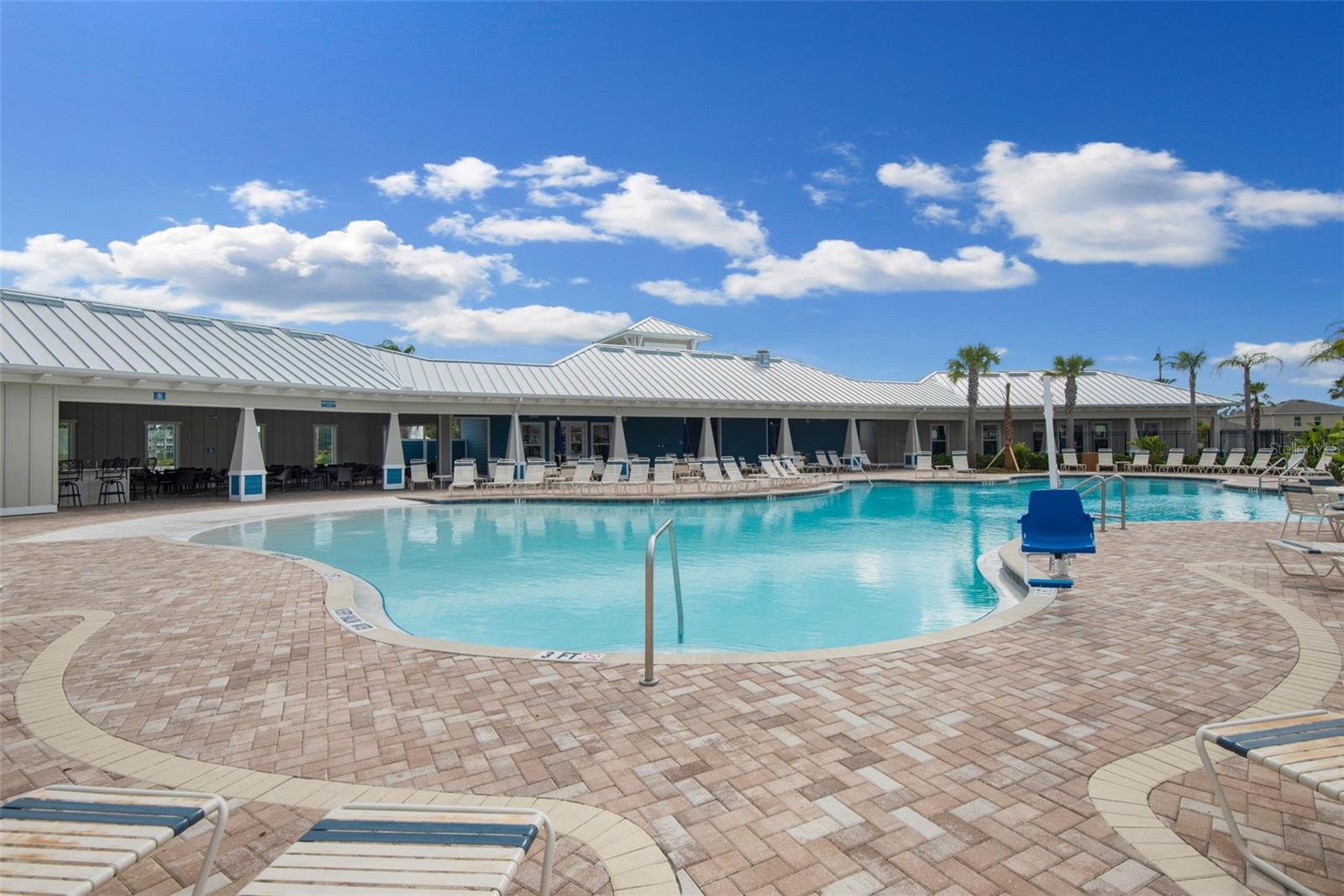 2838 SUNCOAST BLEND DR