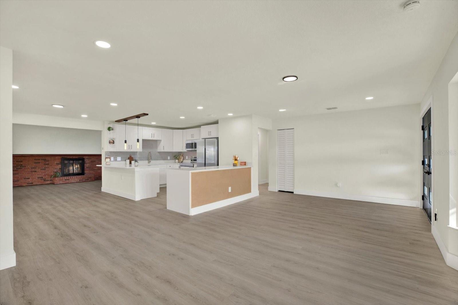 720 SAILFISH DR
